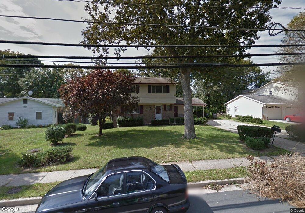 6824 Rolling Rd, Springfield, VA 22152 - photo 1