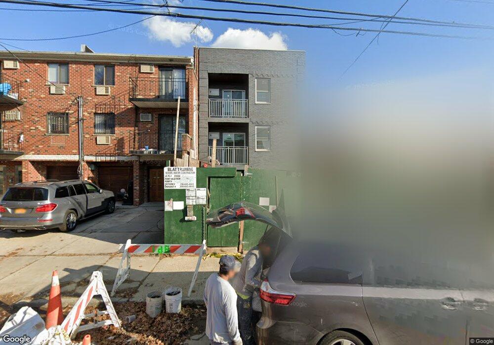 4653 160th St, Flushing, NY 11358 - photo 1