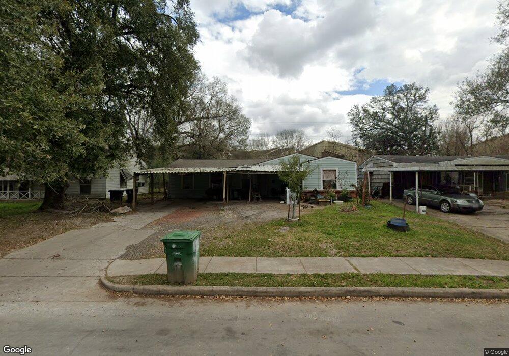 6043 Beekman Rd, Houston, TX 77021 - photo 1