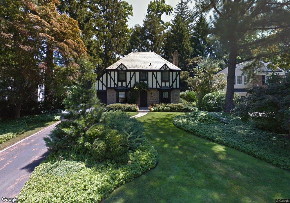 20 Knickerbocker Rd, Manhasset, NY 11030 - photo 1