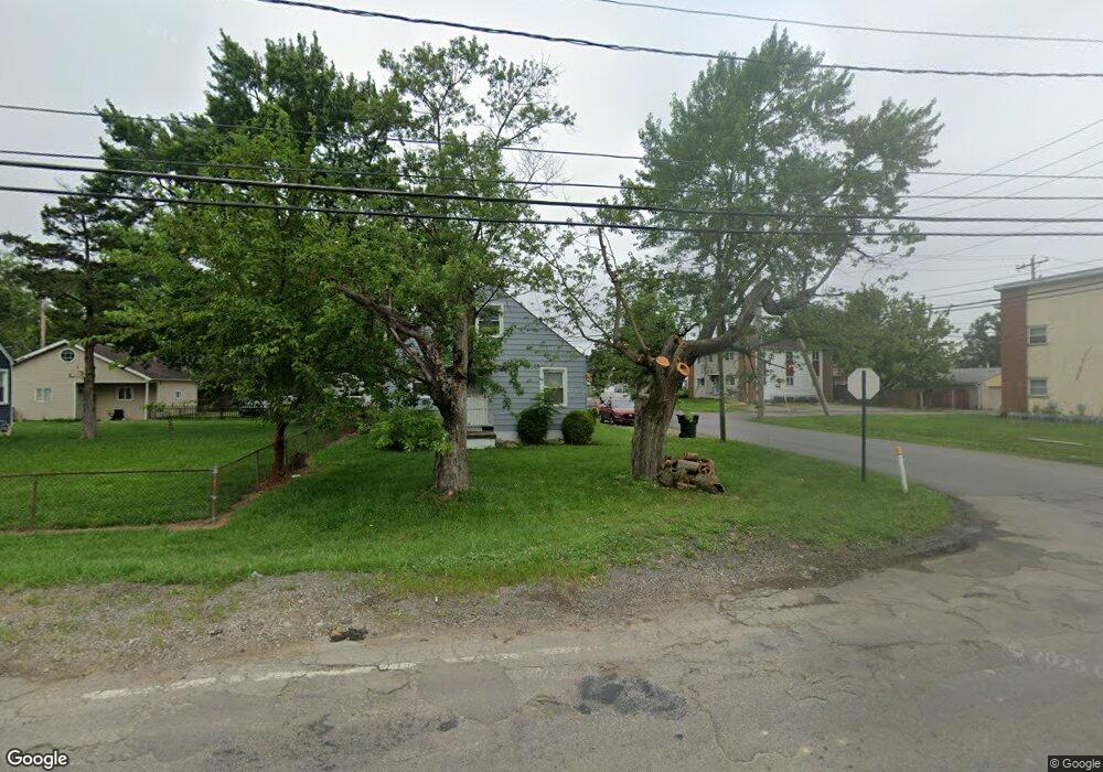 917 Barnett Rd, Columbus, OH 43227 - photo 1