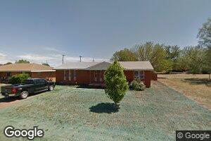 608 N Locust St, Seiling, OK 73663