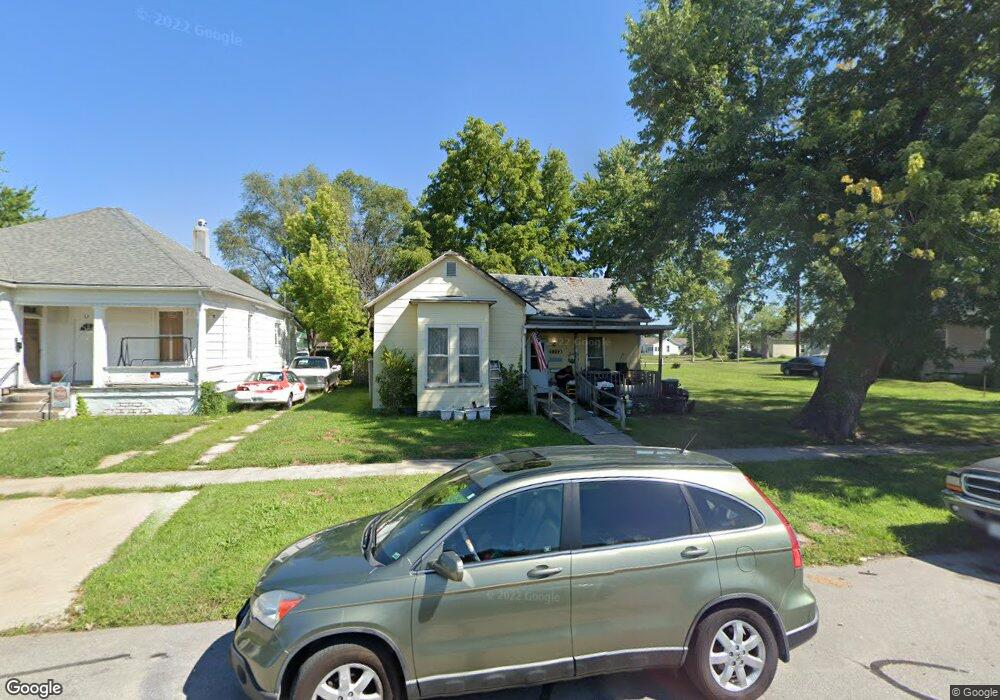 809 Bond St, Moberly, MO 65270 - photo 1