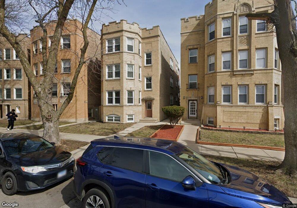 6317 N Washtenaw Ave unit 2, Chicago, IL 60659 - photo 1