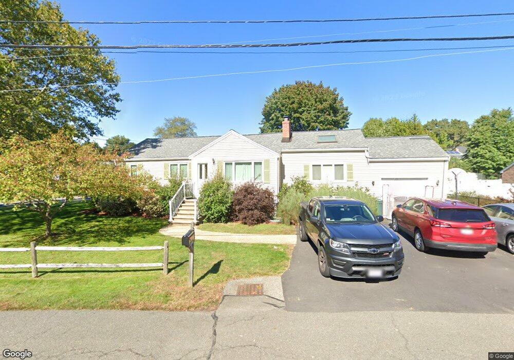 18 Carson Rd, Woburn, MA 01801 - photo 1