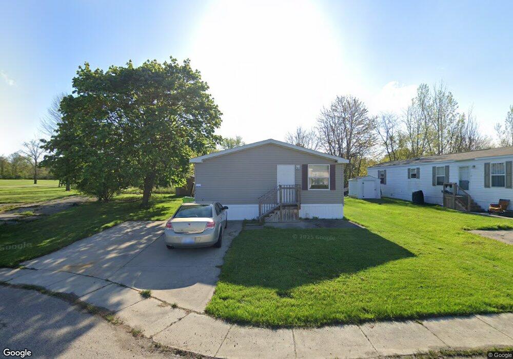 291 King George III Dr, Flint, MI 48507 - photo 1