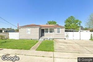 2504 Lloyds Ave, Chalmette, LA 70043