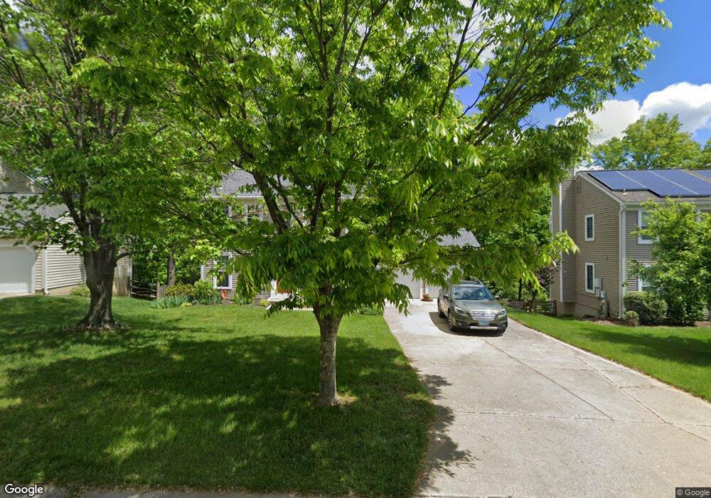 8647 Stonecutter Rd, Columbia, MD 21045 - photo 1