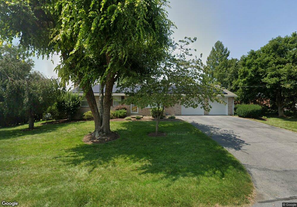 42 Melvin Dr, Leola, PA 17540 - photo 1