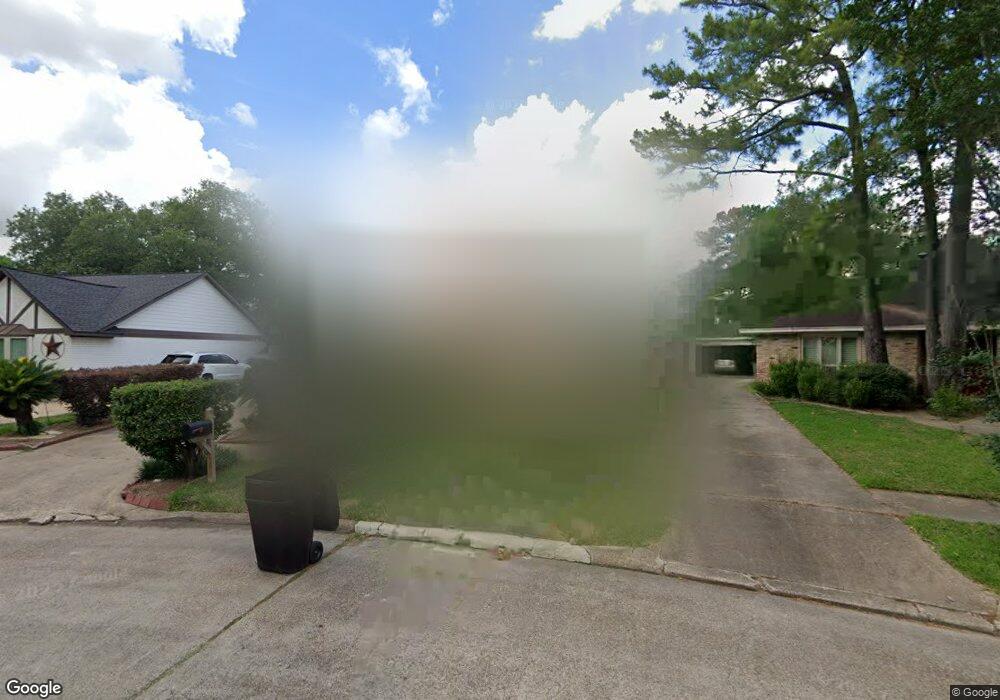 5922 Lawn Ln, Houston, TX 77088 - photo 1