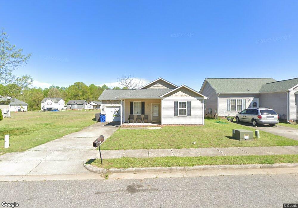 325 Vernon Ln, Statesville, NC 28677 - photo 1