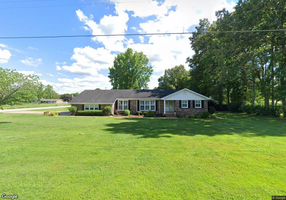 687 Doak Rd, Manchester, TN 37355 - photo 1