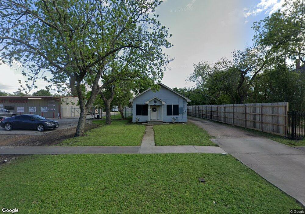 1818 Avenue M, Rosenberg, TX 77471 - photo 1