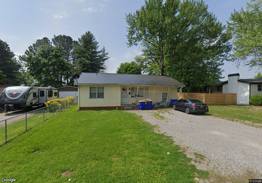 802 Strawberry Ln, Franklin, KY 42134 - photo 1