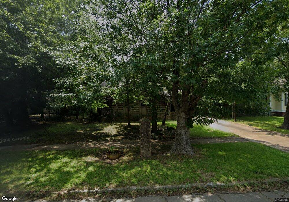 904 E Duke St, Hugo, OK 74743 - photo 1