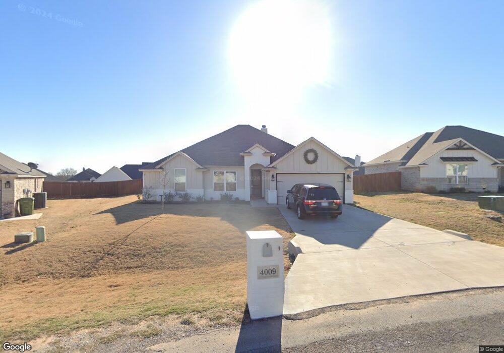 4009 Gallivant Dr, Granbury, TX 76049 - photo 1