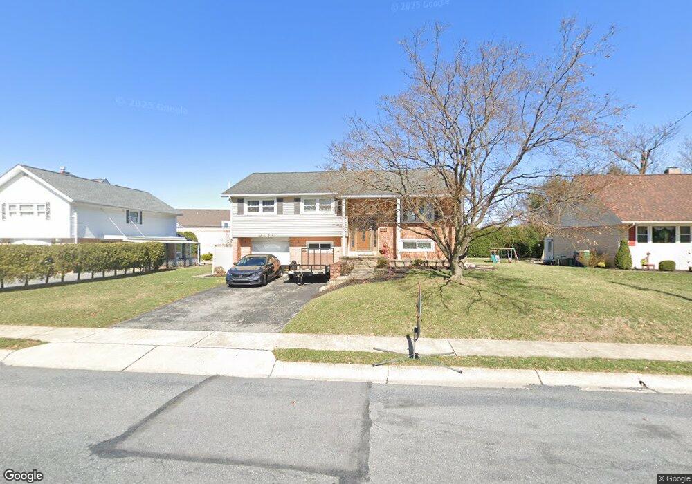 1105 Whitfield Blvd, Reading, PA 19609 - photo 1