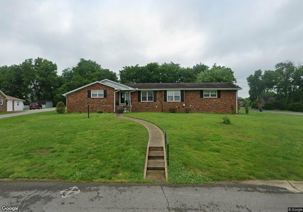700 Dow Dr, Shelbyville, TN 37160 - photo 1