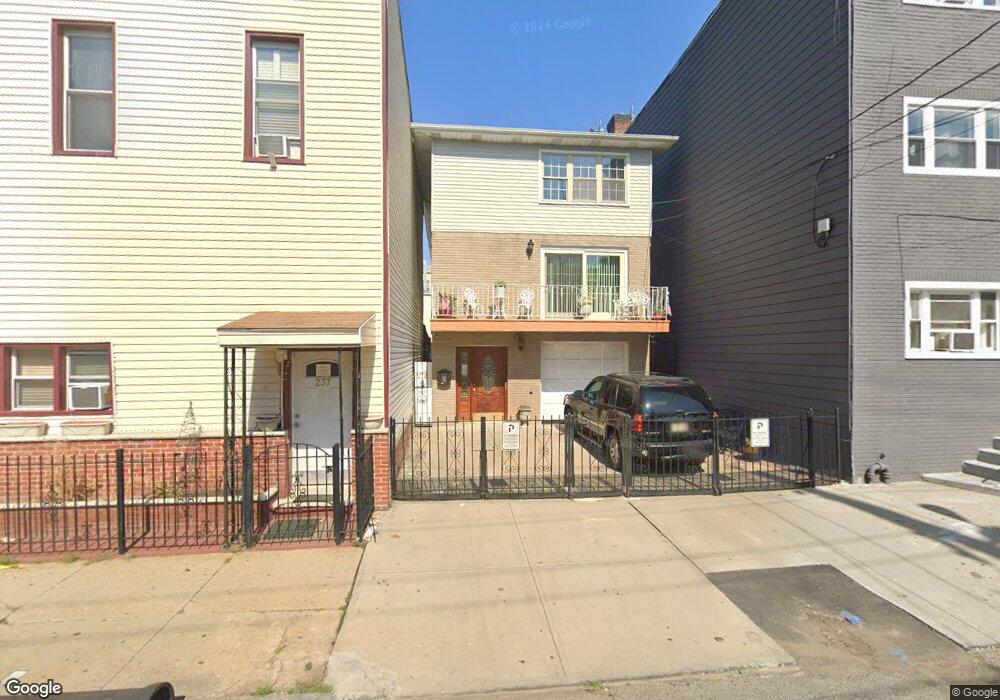 239 New York Ave unit 3, Jersey City, NJ 07307 - photo 1