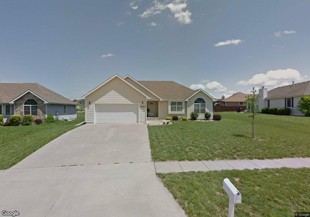 4240 SW Stone Ave, Topeka, KS 66610 - photo 1