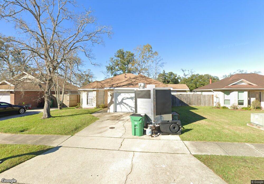 2720 Laurie Ln, Marrero, LA 70072 - photo 1