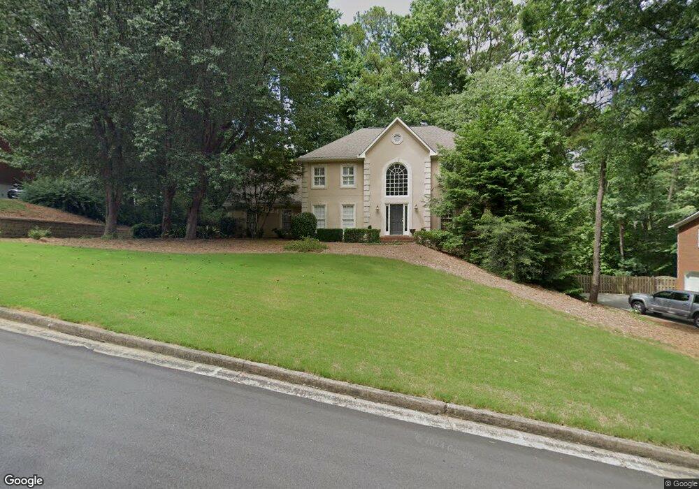 2050 Azalea Dr, Roswell, GA 30075 - photo 1