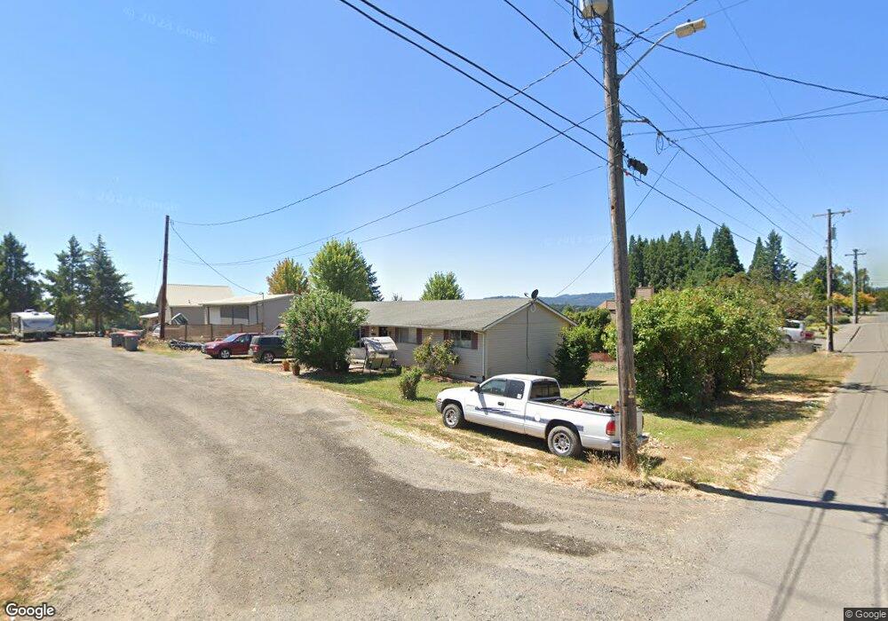 231 S Howe St, Carlton, OR 97111 - photo 1
