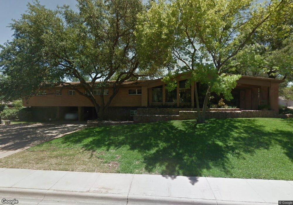 2011 Bedford Dr, Midland, TX 79701 - photo 1