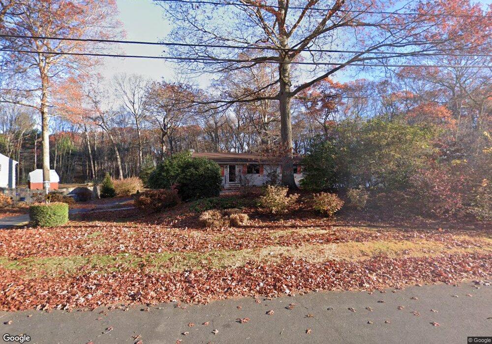 12 Maplewood Dr, East Lyme, CT 06333 - photo 1