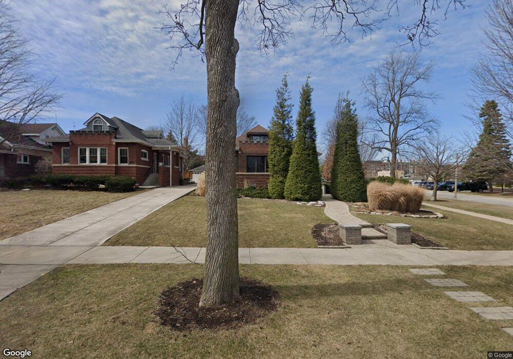 102 S Chandler Ave, Elmhurst, IL 60126 - photo 1