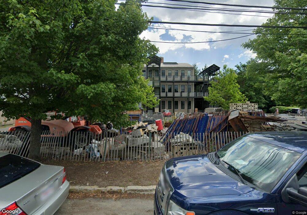 80 Elmwood St unit 9,80, Somerville, MA 02144 - photo 1