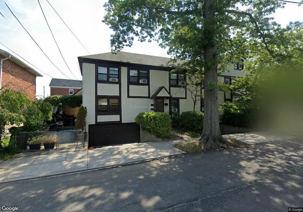 15 Childs Ave, Floral Park, NY 11001 - photo 1