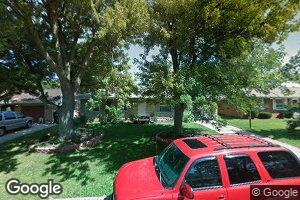 2300 W Surrey Dr, Muncie, IN 47304