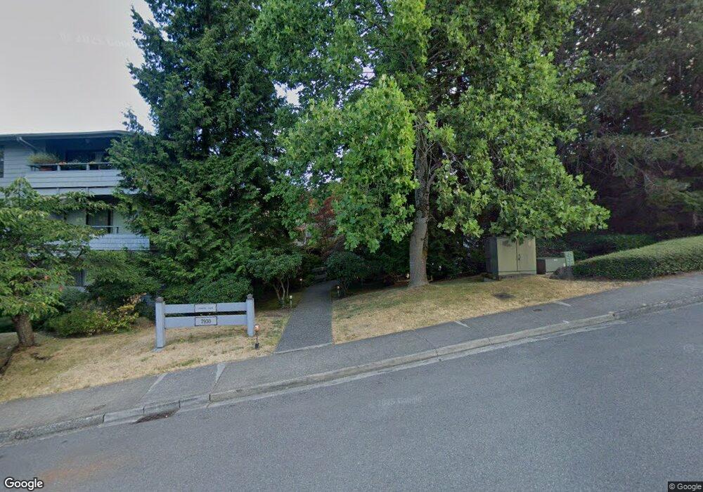 7930 SE 34th St unit 404, Mercer Island, WA 98040 - photo 1