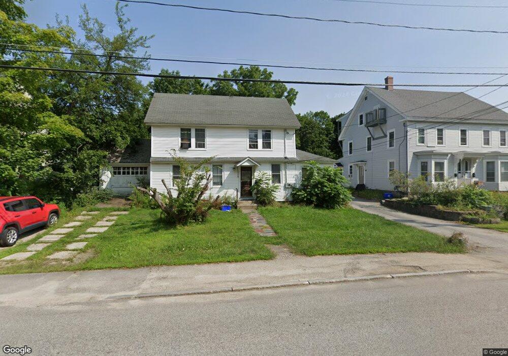 32 Elm St, Newmarket, NH 03857 - photo 1