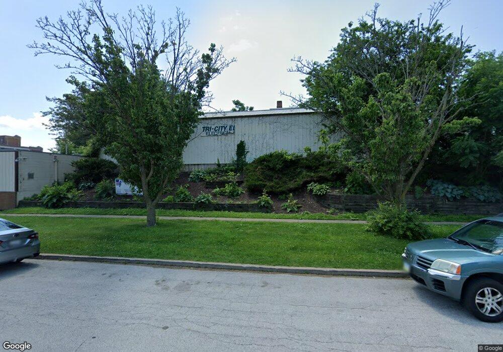 205 E 5th St, Davenport, IA 52801 - photo 1