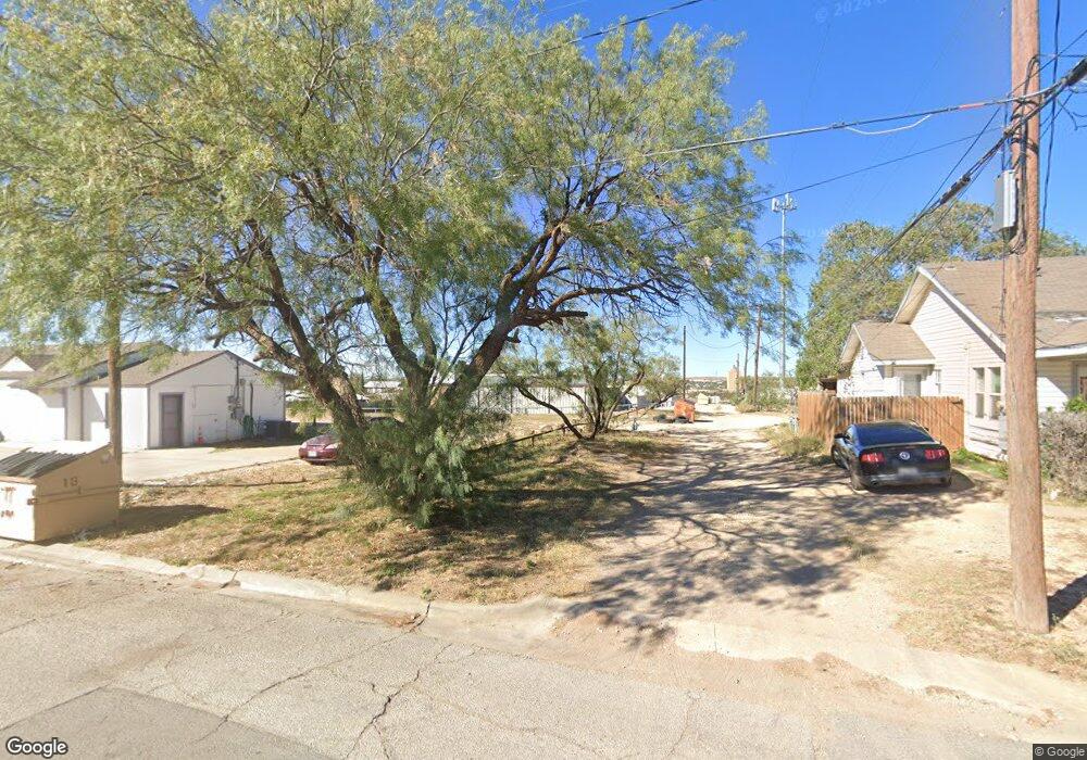 1209 Scurry St, Big Spring, TX 79720 - photo 1