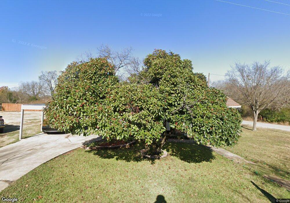 808 Loggins St, Ennis, TX 75119 - photo 1