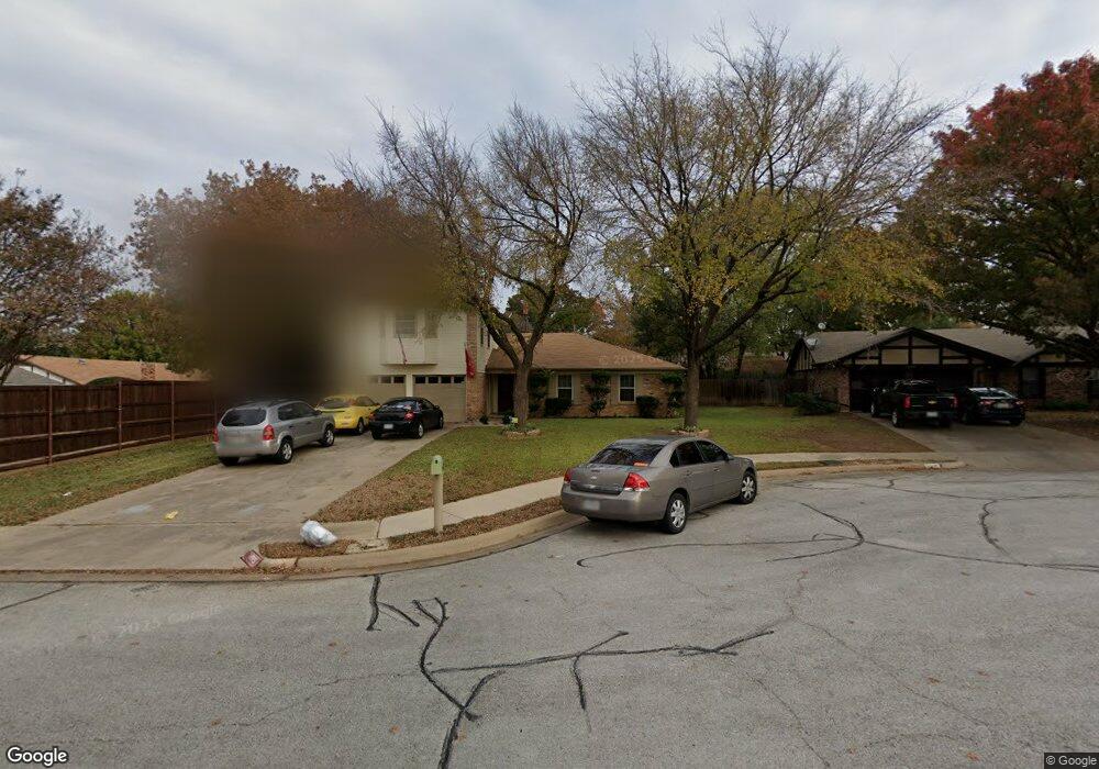 1605 Trinity Ct, Bedford, TX 76022 - photo 1