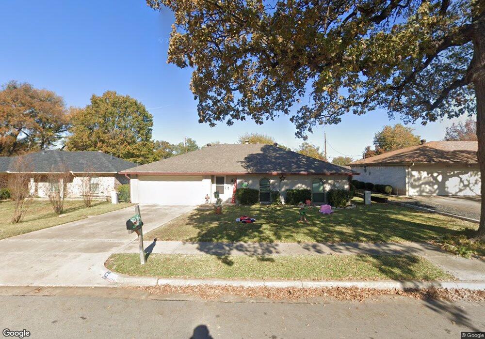 2021 Knoxville Dr, Bedford, TX 76022 - photo 1