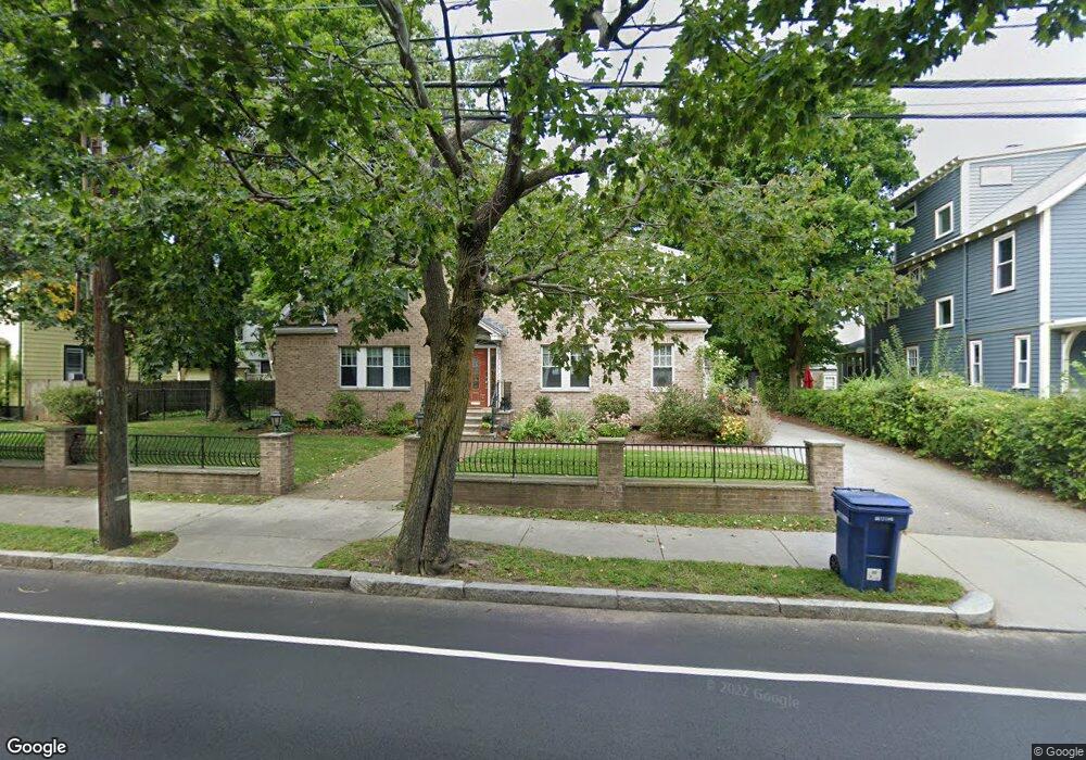 547 California St, Newtonville, MA 02460 - photo 1