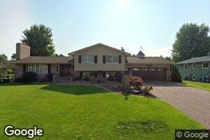 145 Maple Dr, Mediapolis, IA 52637
