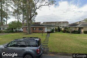 115 E 60th St, Savannah, GA 31405