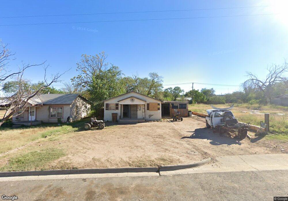1604 E 16th St, Big Spring, TX 79720 - photo 1