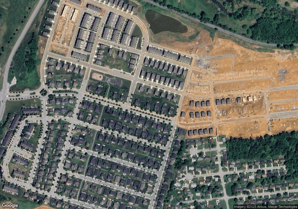 285 Mountain Laurel Blvd, Ranson, WV 25438 - photo 1