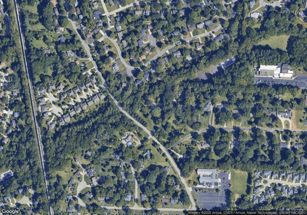 5440 Linworth Rd, Columbus, OH 43235 - photo 1