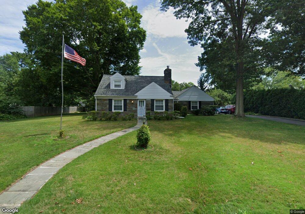 302 Henry Ln, Wallingford, PA 19086 - photo 1