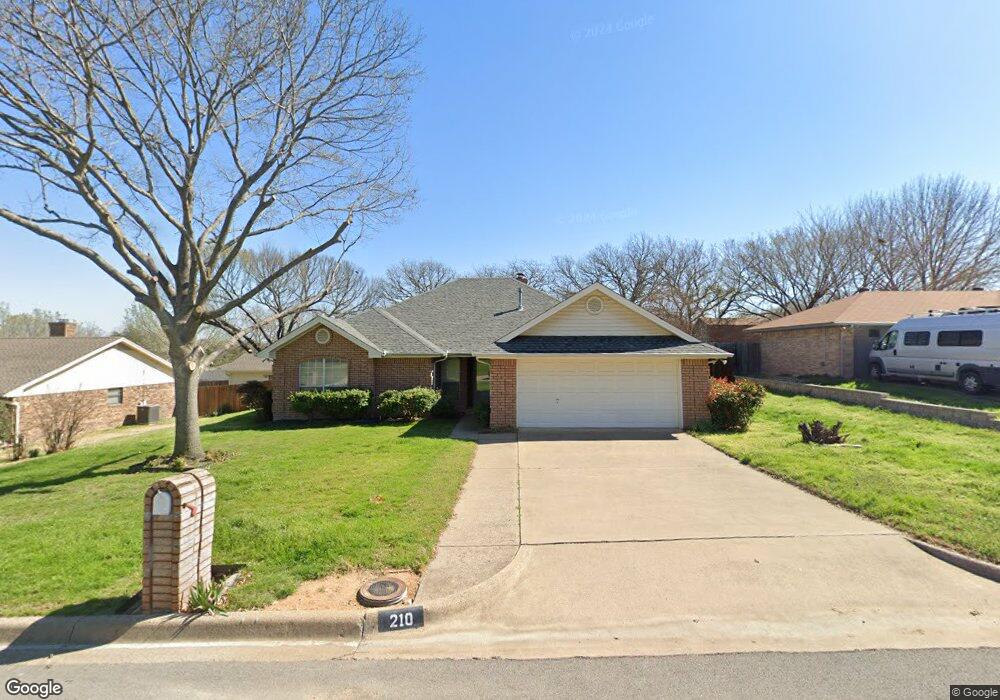 210 Guinevere Dr, Weatherford, TX 76086 - photo 1