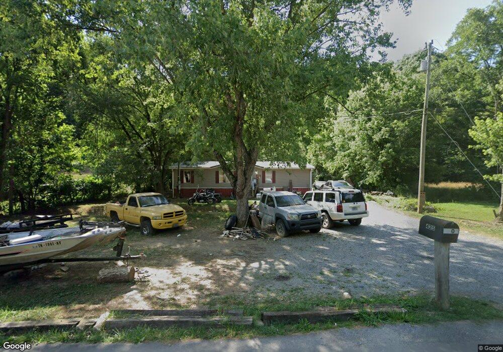 425 Woodlyn Rd, Johnson City, TN 37601 - photo 1