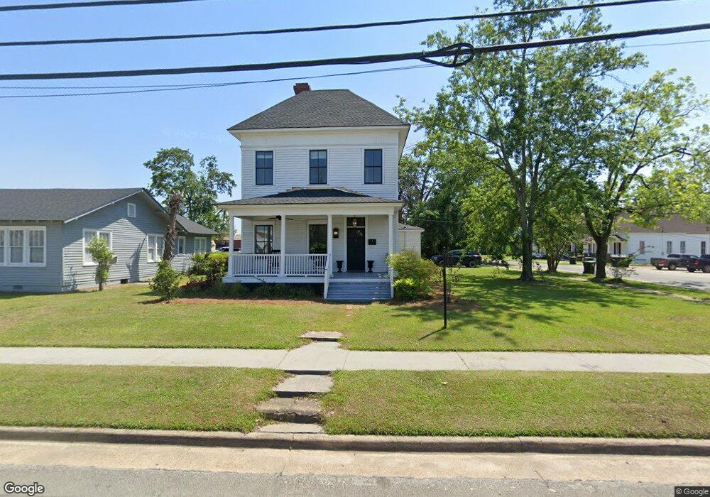118 Bryan St W, Douglas, GA 31533 - photo 1